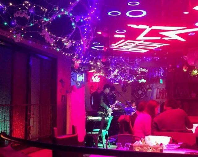 青島交友酒吧，邂逅友情與浪漫的理想場所，青島交友酒吧，邂逅友情與浪漫的絕佳之地