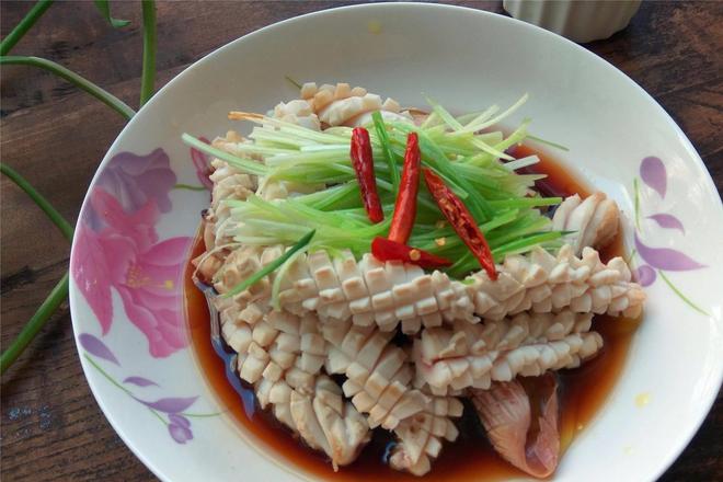 魷魚的美味烹飪方法，如何做出一道令人垂涎的魷魚佳肴，魷魚美味烹飪秘訣，制作垂涎欲滴的魷魚佳肴攻略