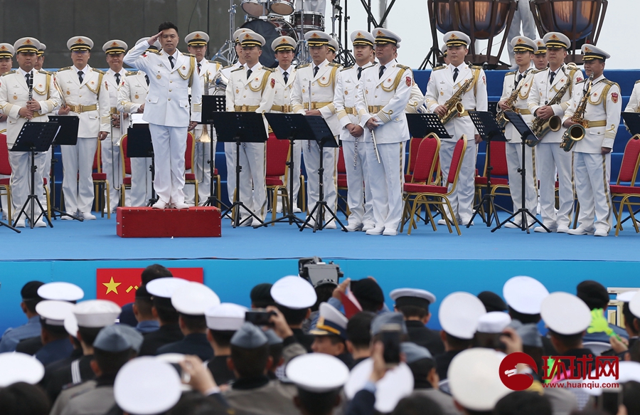 海軍70周年慶典活動(dòng)盛大舉行——回顧歷史，展望未來，海軍70周年慶典活動(dòng)回顧歷史，展望未來盛舉舉行
