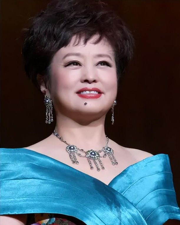 國家一級女演員名單，璀璨的藝術(shù)星辰，國家一級女演員名單，璀璨藝術(shù)星辰的閃耀之星