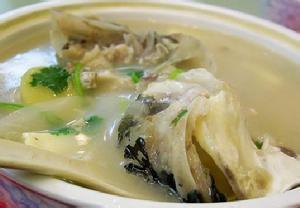 豆腐魚湯，一道家常美食的做法詳解，家常美食豆腐魚湯制作詳解