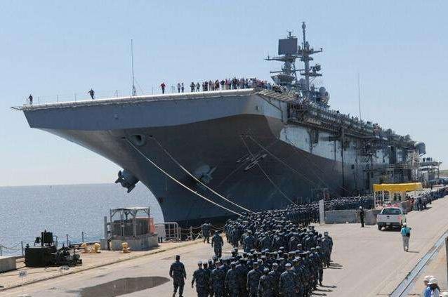 日本兩棲攻擊艦，現(xiàn)代海軍力量的典范，日本兩棲攻擊艦，現(xiàn)代海軍力量的典范典范展示