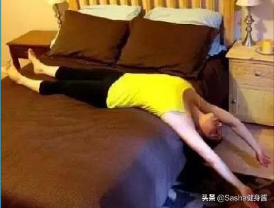 睡前瑜伽視頻，20分鐘，帶你進(jìn)入寧靜的夜晚，睡前瑜伽視頻，寧靜夜晚的20分鐘引導(dǎo)練習(xí)