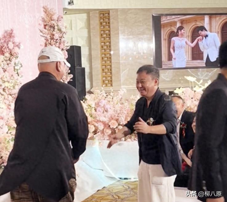 一場婚慶，費用六千，究竟貴不貴？，婚慶費用六千，究竟值不值？探討婚禮花費的合理性。