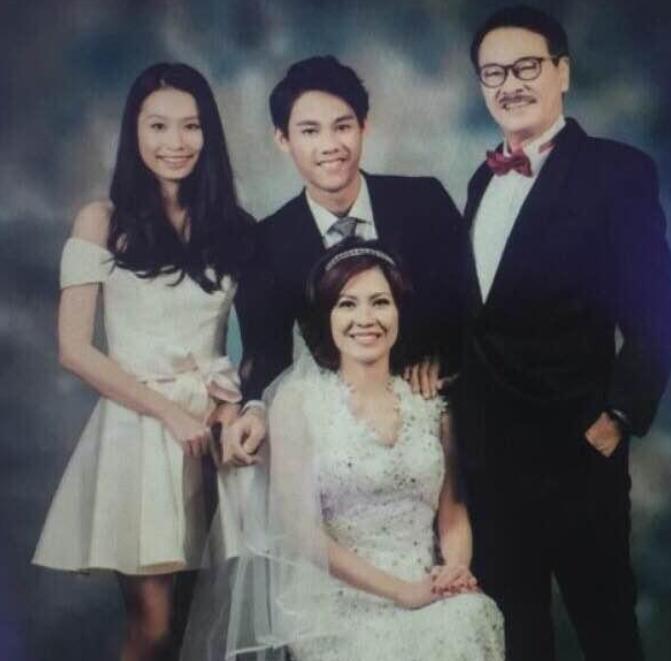 吳孟達與四個老婆，揭秘神秘面紗背后的個人資料與照片，吳孟達與四位妻子，揭秘個人資料和神秘面紗背后的照片