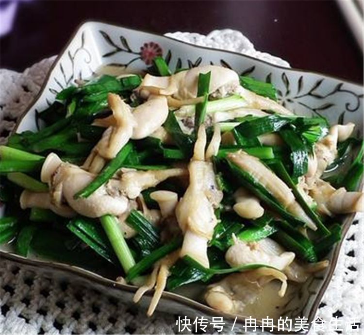 蟶子韭菜炒雞蛋，一道美味的海鮮家常菜，蟶子韭菜炒雞蛋，美味海鮮家常菜來襲！