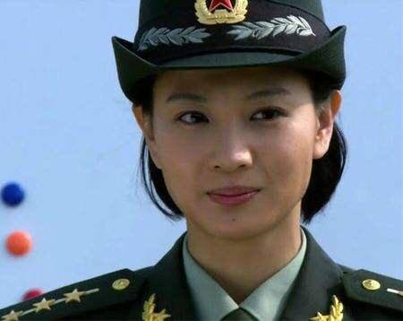 毛毅與侯夢(mèng)莎，婚紗照背后的愛(ài)情故事，毛毅與侯夢(mèng)莎，婚紗照背后的甜蜜愛(ài)情故事