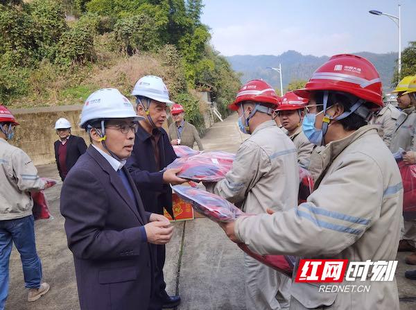 華銀電力股票歷史最高價(jià)，回顧與前瞻，華銀電力股票歷史最高價(jià)回顧與未來(lái)展望