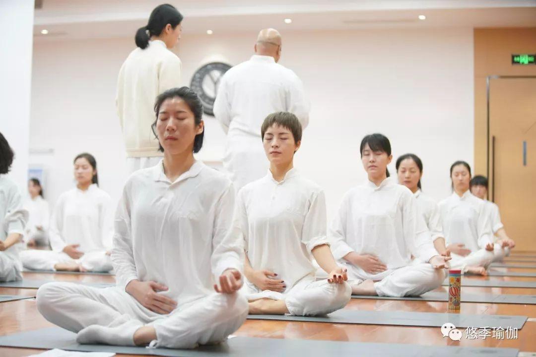 北京悠季瑜伽教練培訓(xùn)，打造專業(yè)瑜伽人才的搖籃，北京悠季瑜伽教練培訓(xùn)，培育瑜伽人才的搖籃