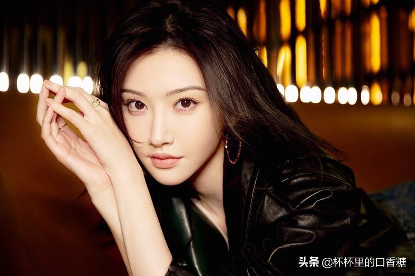 女明星排行榜 2021最新，璀璨星光閃耀全球影視歌壇，2021最新女明星排行榜，全球影視歌壇的璀璨星光閃耀