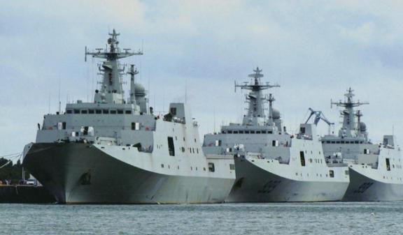 關(guān)于我國(guó)海軍艦艇071船塢登陸艦服役數(shù)量的探討，我國(guó)海軍艦艇071船塢登陸艦服役數(shù)量探析