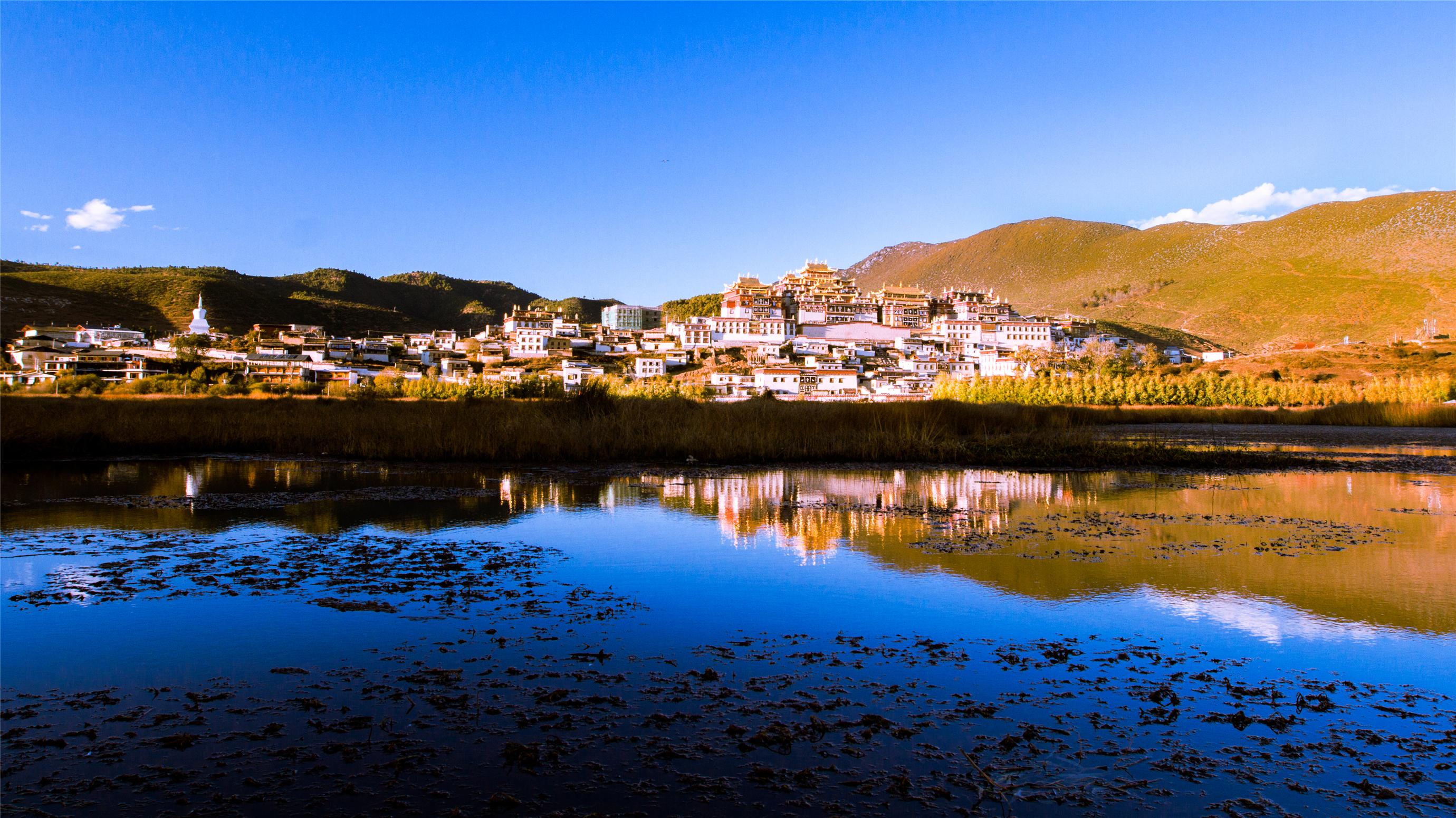 香格里拉旅游攻略，景點(diǎn)大全與地圖導(dǎo)航，香格里拉旅游攻略大全，景點(diǎn)探索與地圖導(dǎo)航