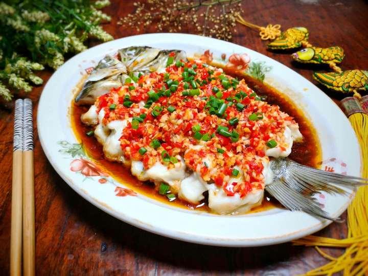 家常剁椒魚的做法，美味與健康并重的一道佳肴，家常剁椒魚，美味與健康并重的佳肴做法分享