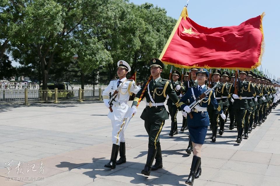 儀仗隊前面三人的名字與他們的意義，儀仗隊前三人的名字及其象征意義