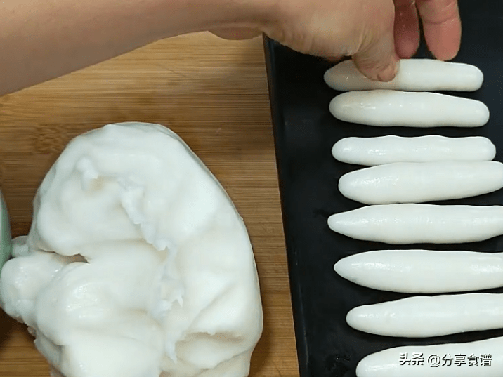 小年糕制作視頻，傳統(tǒng)美食的現(xiàn)代呈現(xiàn)，傳統(tǒng)小年糕制作視頻，現(xiàn)代呈現(xiàn)的美食之旅