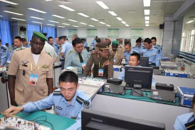 中國人民解放軍空軍工程大學(xué)