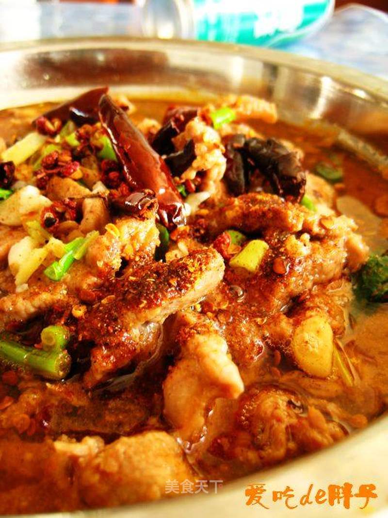 水煮牛肉的做法，一道川菜的經(jīng)典呈現(xiàn)，川菜經(jīng)典，水煮牛肉的制作方法