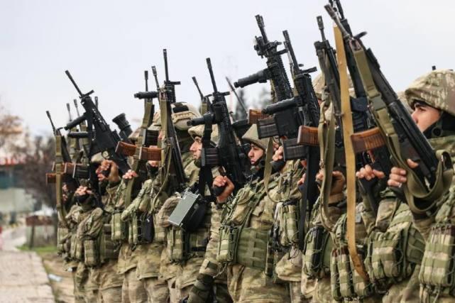 兵哪軍仗波大小超，一場多維度的深度探討，多維度的深度探討，兵哪軍仗波大小超之戰(zhàn)
