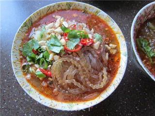 酸辣粉家常做法，美味與健康并存，家常酸辣粉制作，美味與健康，雙重享受！