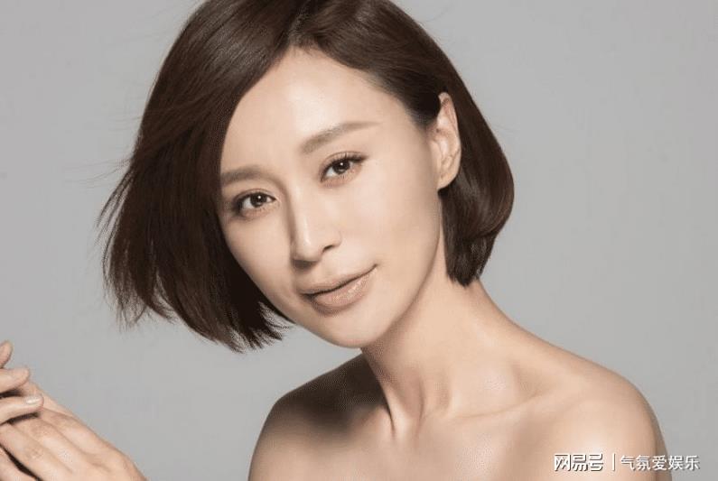 楊雨婷個(gè)人資料，揭秘一位閃耀的明星之旅，楊雨婷個(gè)人檔案揭秘，明星閃耀之路的探尋之旅
