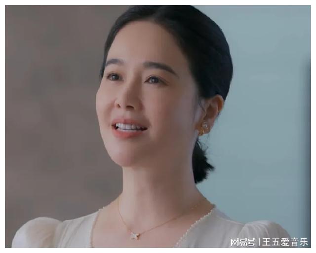 左小青天道驚艷片段，演技與魅力的完美呈現(xiàn)，左小青天道演技驚艷瞬間，魅力與實(shí)力的完美融合
