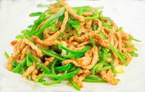 青椒肉絲的做法，一道家常美食的烹飪?cè)斀?，家常美味青椒肉絲做法詳解