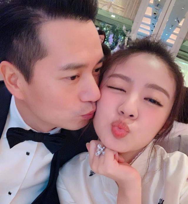 安以軒老公的年齡揭秘，跨越時光的愛情故事，安以軒老公年齡揭秘，跨越時光的愛情傳奇