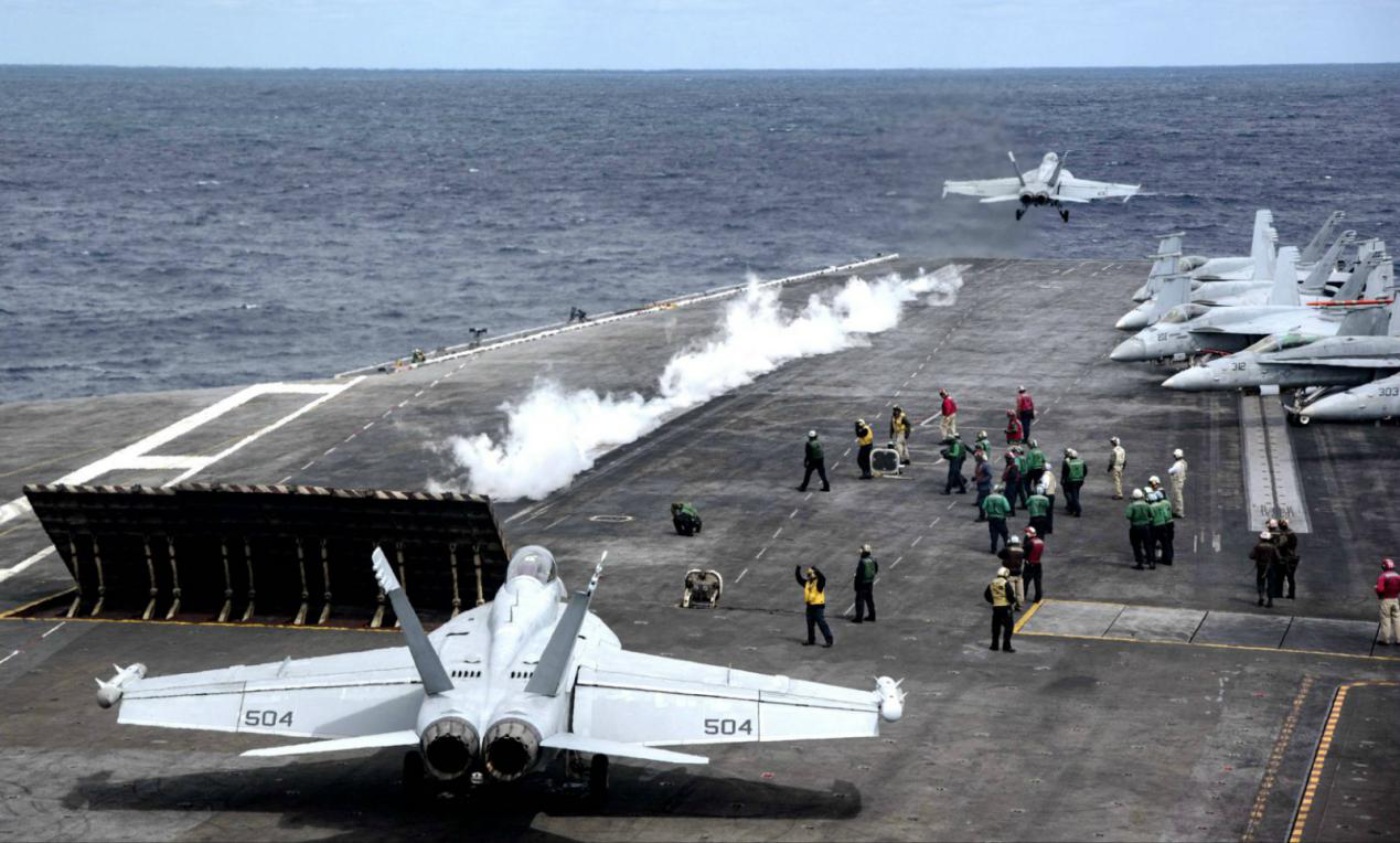 美國航母艦載機，力量與技術(shù)的完美結(jié)合，美國航母艦載機，力量與技術(shù)的巔峰融合