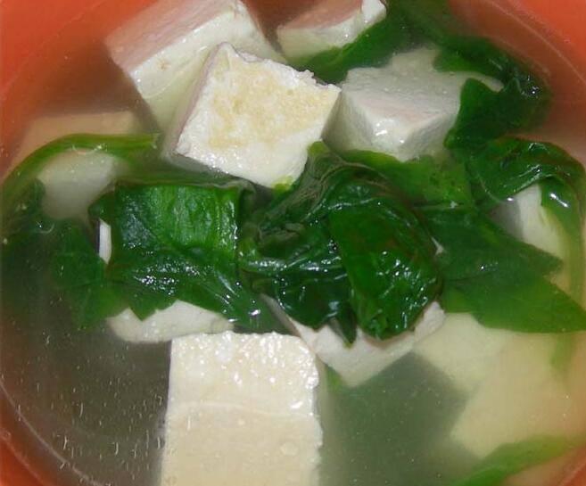 家常豆腐的做法，簡單美味，家常必備，家常豆腐，簡單美味，家常必備菜譜