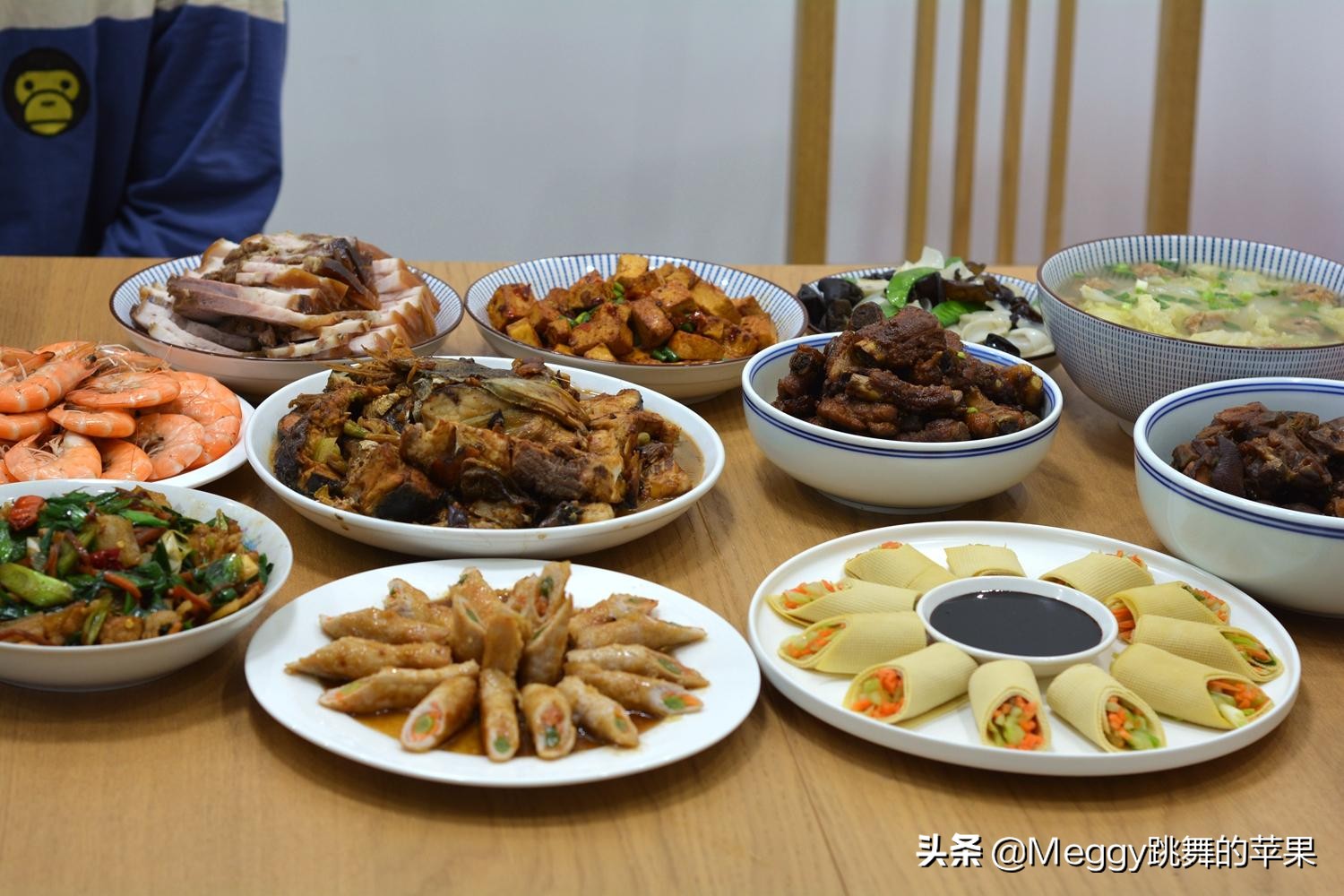 家宴盛宴，十二道美味佳肴的菜譜分享，家宴盛宴，十二道美味佳肴的詳細(xì)菜譜分享