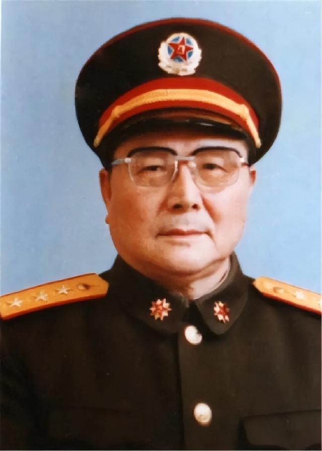 南京軍區(qū)司令員的級別，職責、地位與影響力，南京軍區(qū)司令員的級別、職責及地位與影響力解析