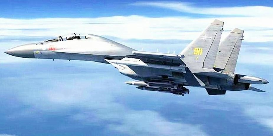 殲-16戰(zhàn)斗機(jī)攜帶核彈的可能性探討，殲-16戰(zhàn)斗機(jī)攜帶核彈能力探討
