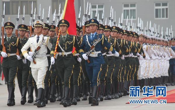 解放軍三軍儀仗隊與俄羅斯的深厚友誼與緊密合作，解放軍三軍儀仗隊與俄羅斯的深厚友誼與緊密合作的歷程
