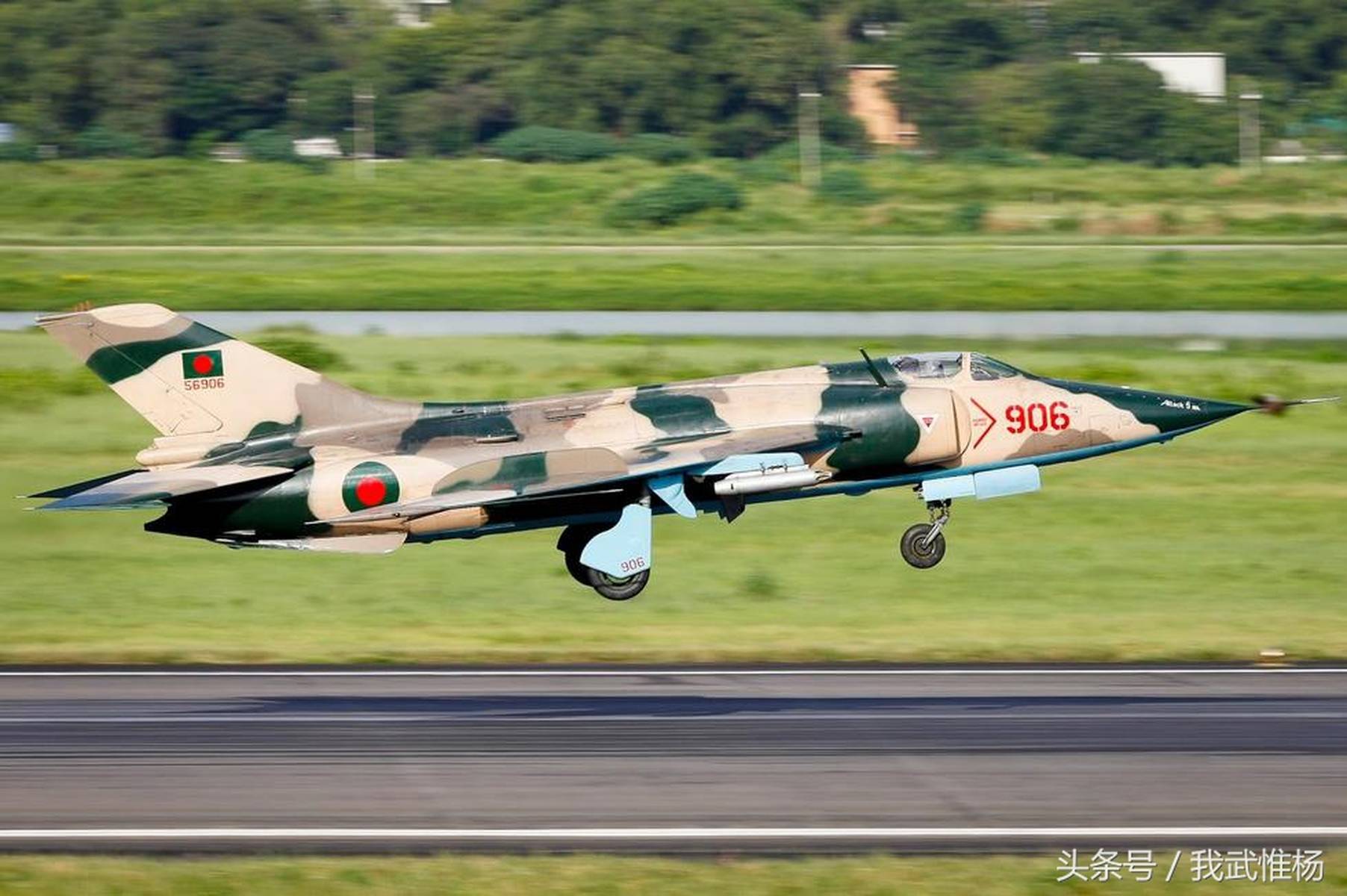 強(qiáng)5攻擊機(jī)在巴基斯坦的角色與影響，強(qiáng)5攻擊機(jī)在巴基斯坦的角色與影響力探究