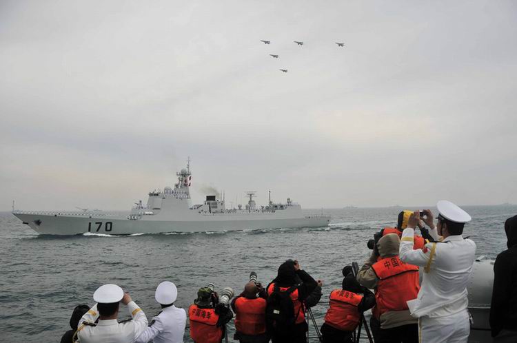 青島海軍的崛起，回望2006年，青島海軍崛起之路，回望2006年的輝煌起點(diǎn)