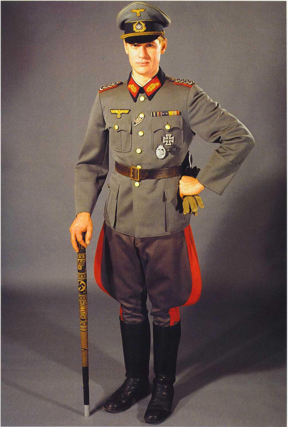 德國國防軍軍服，歷史、演變與特色，德國國防軍軍服，歷史演變與特色探究
