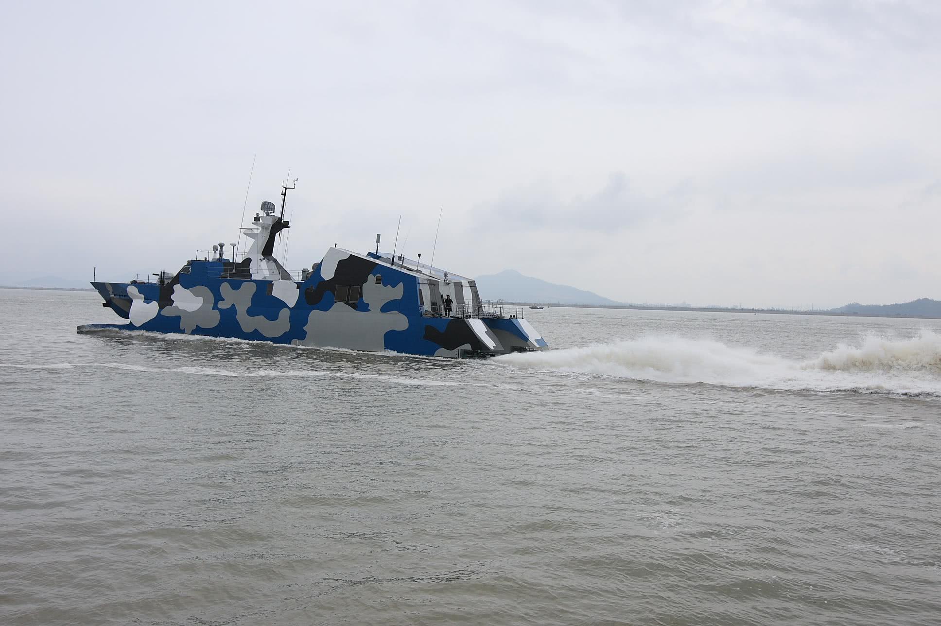 人民海軍導(dǎo)彈快艇，捍衛(wèi)海洋，展現(xiàn)中國力量，人民海軍導(dǎo)彈快艇，捍衛(wèi)海洋，彰顯中國力量