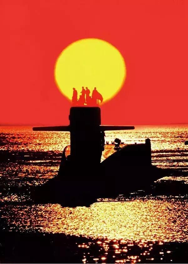 海軍成立70周年海上閱兵