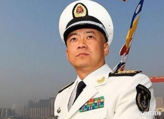 遼寧艦高英明師長(zhǎng)簡(jiǎn)介，遼寧艦高英明師長(zhǎng)，生平簡(jiǎn)介與成就概述