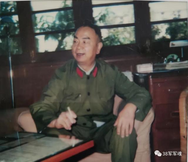 38集團軍之張曉超，英勇無畏的戰(zhàn)士與卓越的領(lǐng)導(dǎo)者，英勇戰(zhàn)士張曉超，卓越領(lǐng)導(dǎo)者風采展現(xiàn)于38集團軍