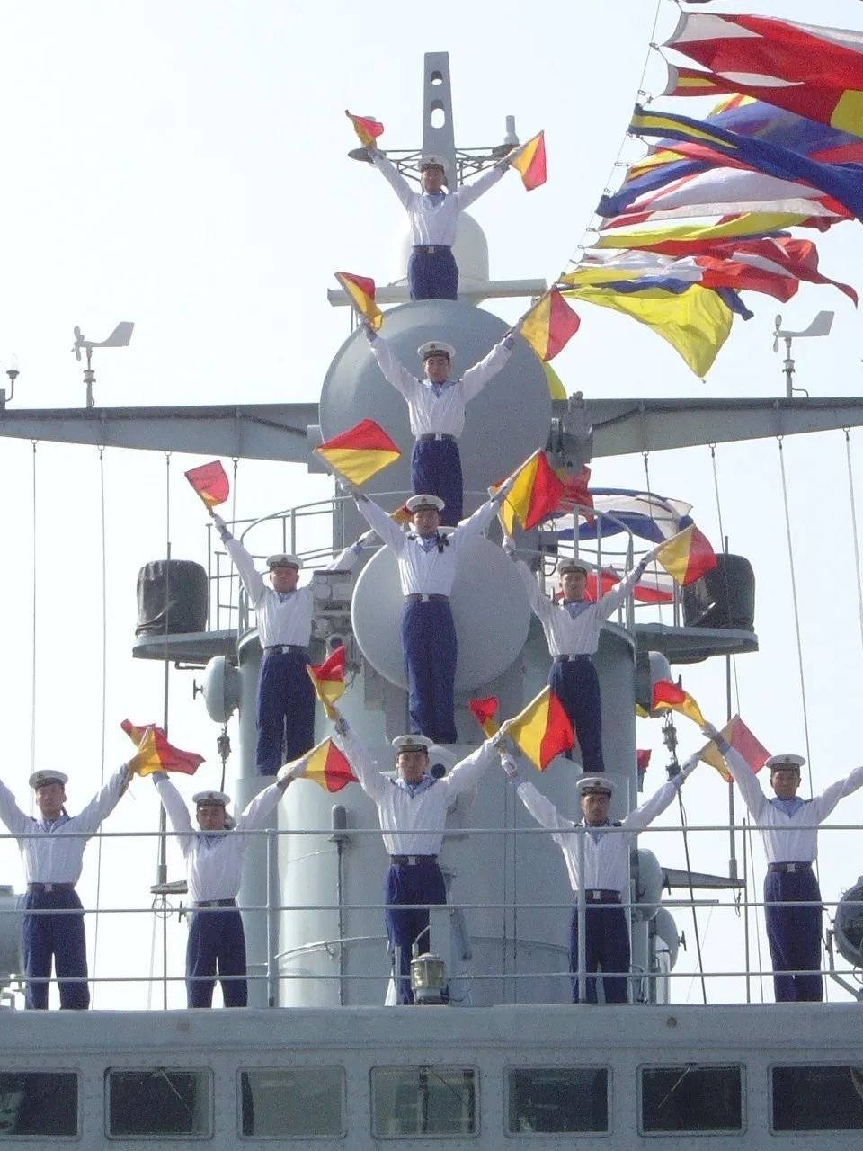 湛江艦與珠海艦的作戰(zhàn)能力比較，湛江艦與珠海艦作戰(zhàn)能力對比解析