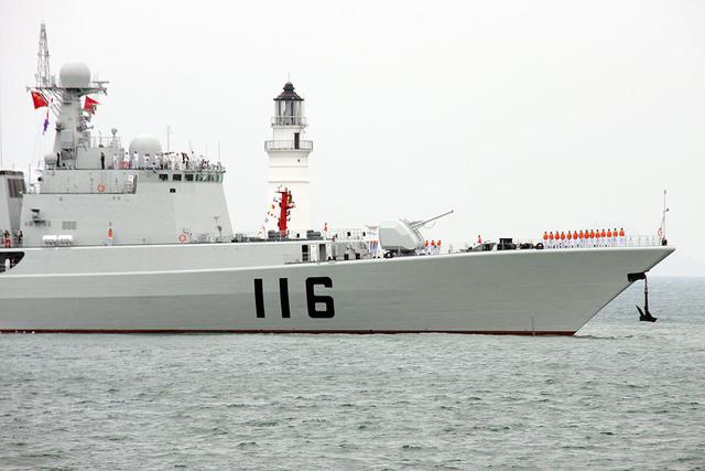 揭秘中國海軍的驕傲，揭秘中國海軍首艘航母——遼寧艦——中國海軍的驕傲（關(guān)鍵詞，中國海軍、遼寧艦、航母、艦艇），中國海軍的榮光，遼寧艦——首艘航母的震撼揭秘