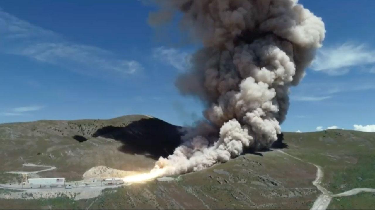 火箭為什么會爆炸，探究背后的原因與機制，火箭爆炸背后的原因與機制深度探究