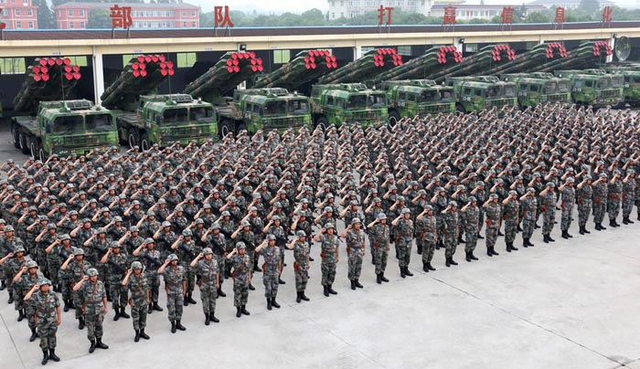 南京軍區(qū)第一集團(tuán)軍，光榮的歷史與時(shí)代的擔(dān)當(dāng)，南京軍區(qū)第一集團(tuán)軍，光榮歷史與時(shí)代擔(dān)當(dāng)?shù)囊?jiàn)證者