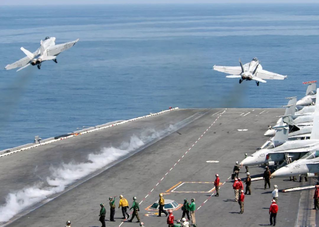 航母艦載機(jī)彈射，技術(shù)革新與海軍力量的重塑，航母艦載機(jī)彈射技術(shù)革新重塑海軍力量