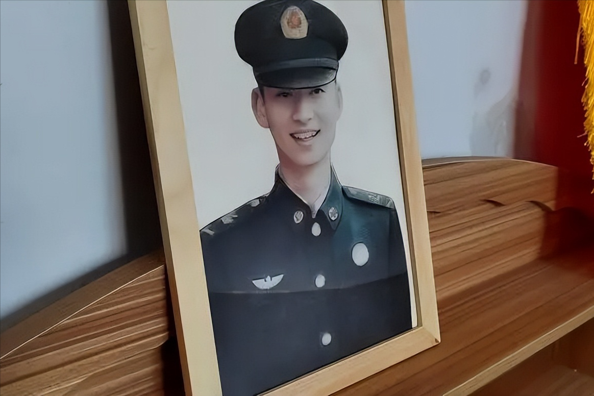 肖思遠(yuǎn)女友合照圖片，探索背后的故事與情感糾葛，肖思遠(yuǎn)女友合照背后的情感糾葛與故事探索
