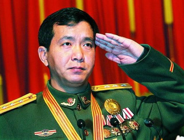 丁曉兵，鐵血軍人的時(shí)代標(biāo)桿，丁曉兵，鐵血軍人的時(shí)代標(biāo)桿典范