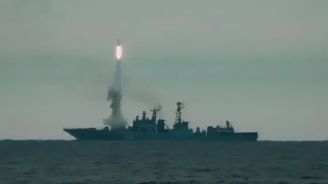 俄軍艦向日本海軍開火，歷史與現(xiàn)實(shí)的交織，俄軍艦向日海軍開火，歷史與現(xiàn)實(shí)的對(duì)峙與交鋒