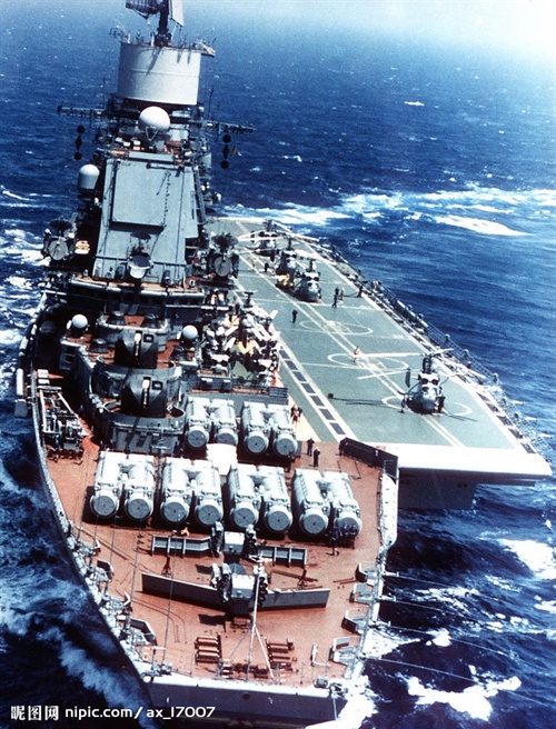 茅臺(tái)航天母艦，融合傳統(tǒng)與未來(lái)的典范，茅臺(tái)航天母艦，傳統(tǒng)與未來(lái)的完美融合典范