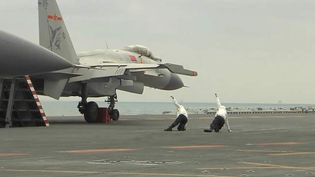 遼寧艦張錚的生平與成就，一位海軍英雄的壯麗歷程，遼寧艦張錚生平與成就，海軍英雄的壯麗人生旅程